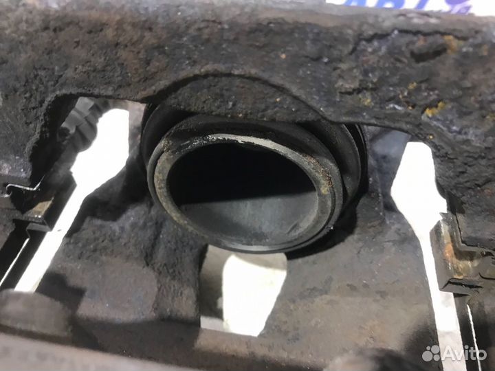 Суппорт тормозной передний левый Mini Countryman