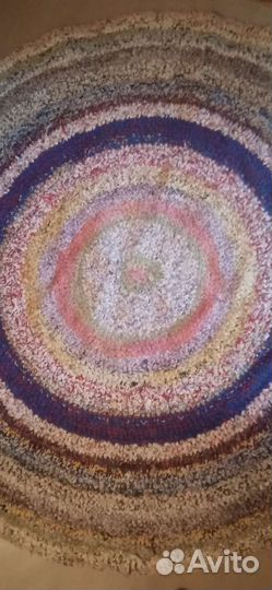 Ковёр вязаный