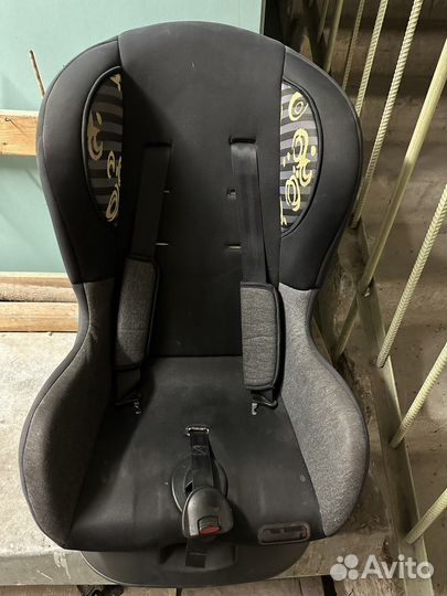 Детское автокресло универсальное от 0-18