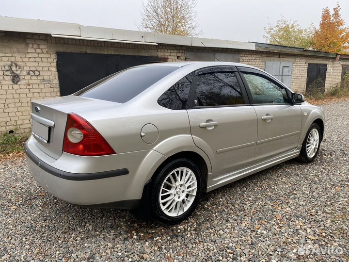 Ford Focus 2 МТ, 2005, 281 000 км