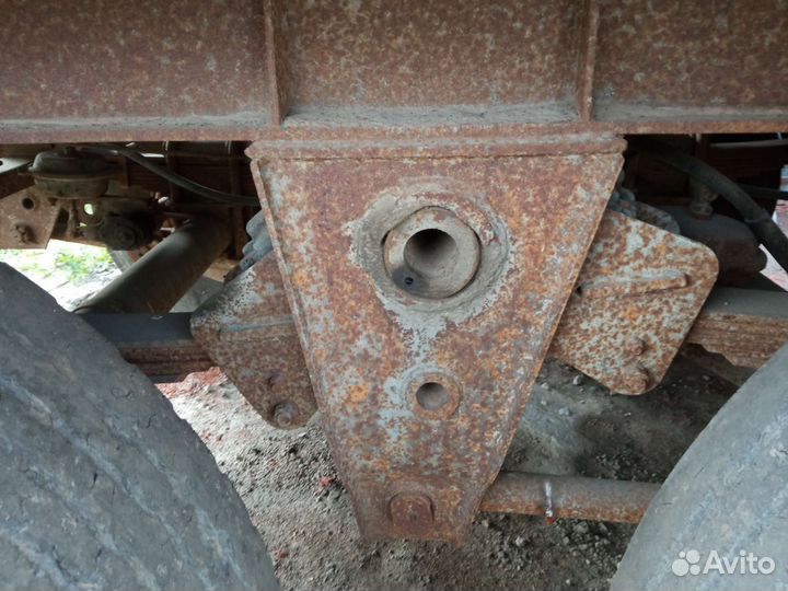 Полуприцеп лесовоз (сортиментовоз) МТМ 933011, 2004