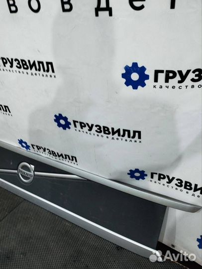 Накладка капота Volvo FH4 82248312