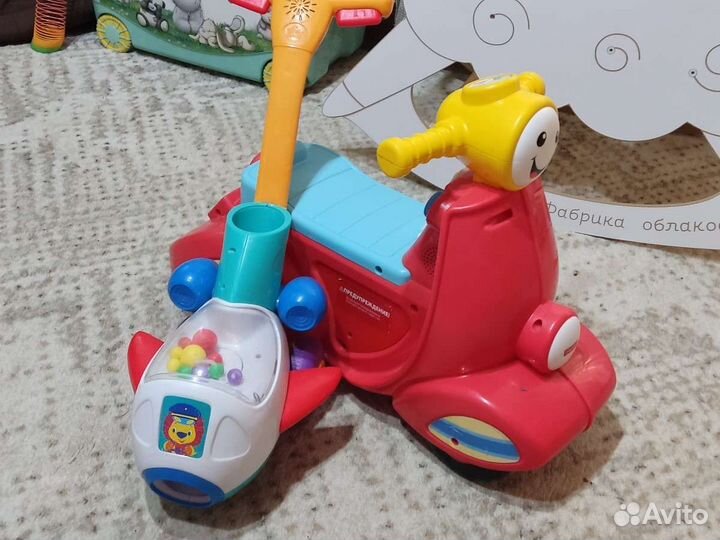 Пакет игрушек, скутер fisher price, Макдональдс