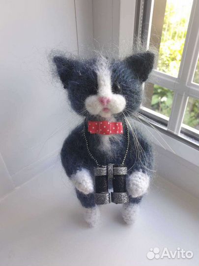 Вязаный котик