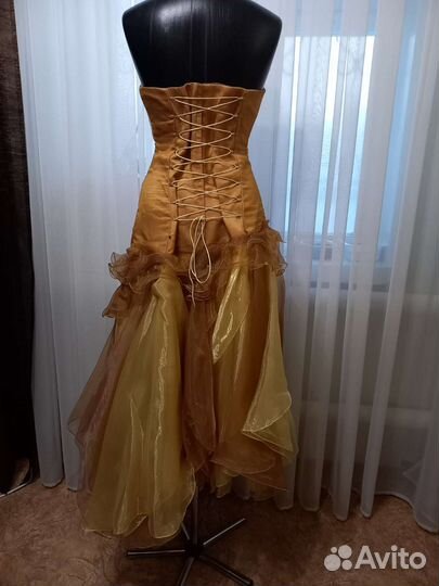 Вечернее платье