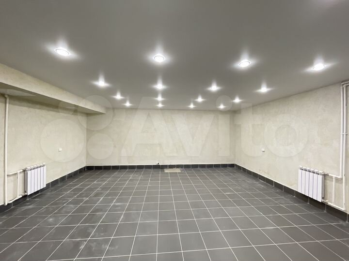 Помещение, 35,7 м2, новый ремонт, первая линия