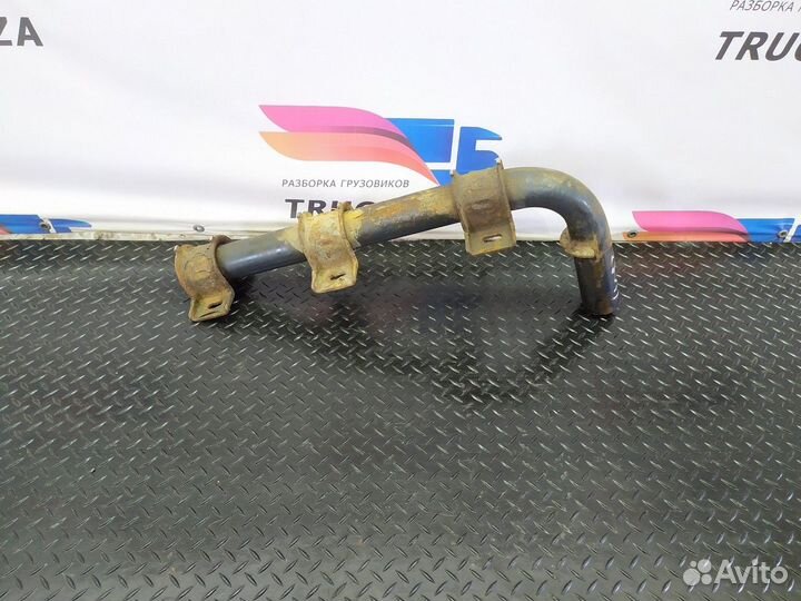 Кронштейн подножек нижний Iveco Stralis