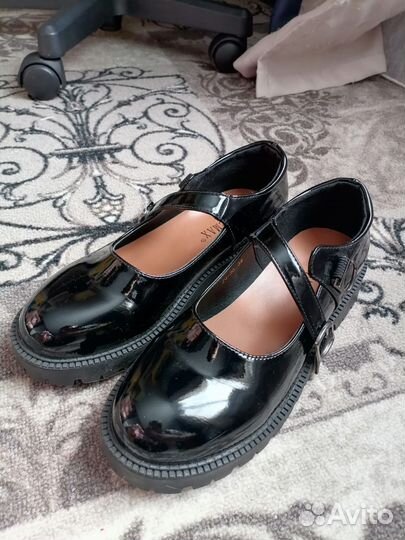 Лоферы женские 39 размер