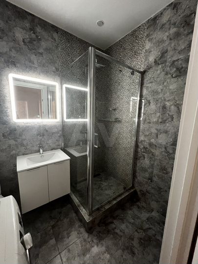 2-к. квартира, 58 м², 3/8 эт.