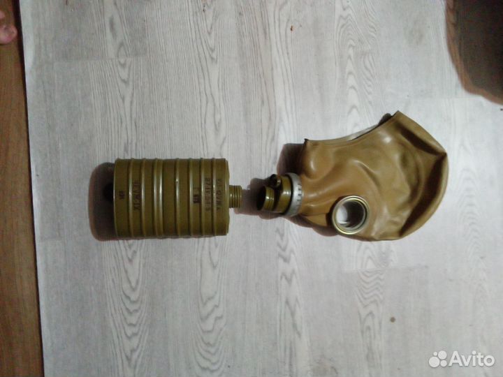 Противогаз