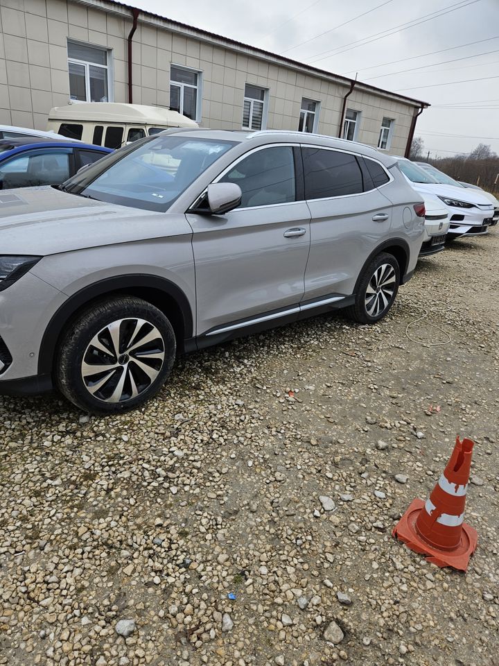BYD Song Plus: фото владельца