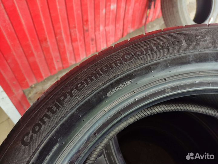 Continental ContiPremiumContact 2 215/55 R17 94V