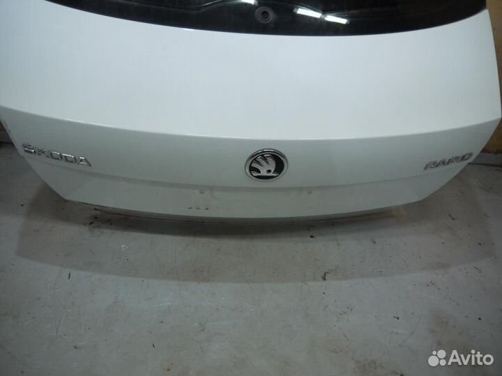 Дверь багажника со стеклом Skoda Rapid (2012-2020)