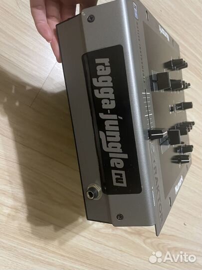 Numark M2 микшер