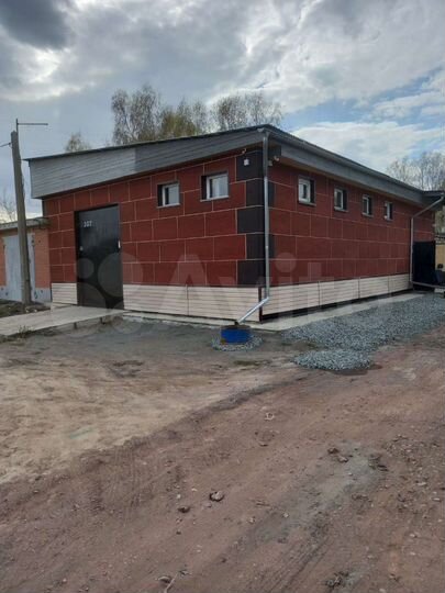 Гараж, > 30 м²