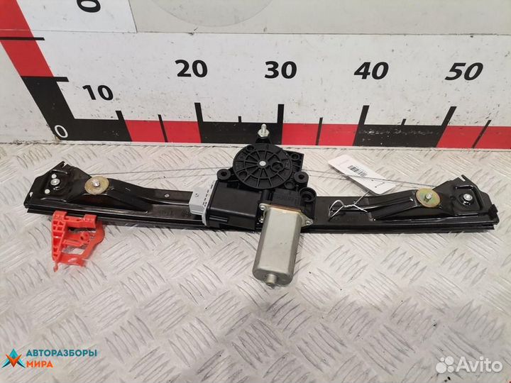 Стеклоподъемник передний правый Lancia Delta 3