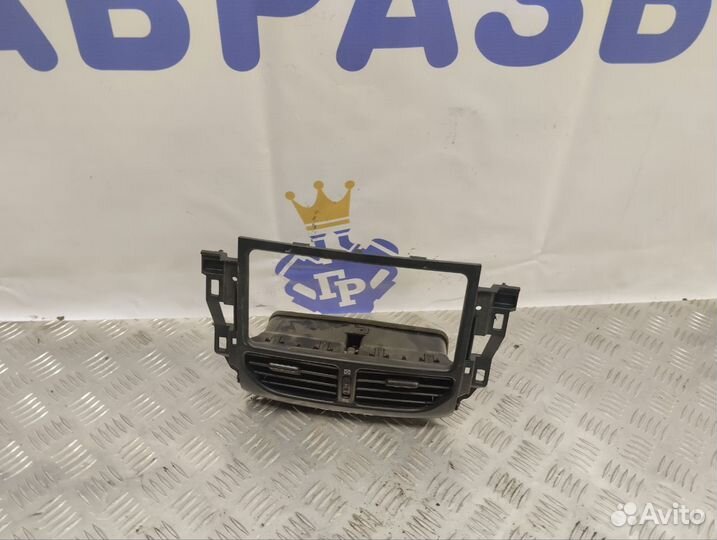 Рамка магнитолы Toyota RAV 4 2000-2005 б/у