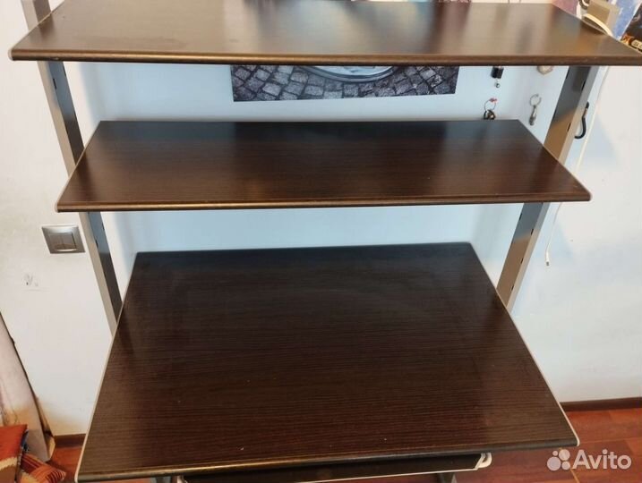 Компьютерный стол IKEA