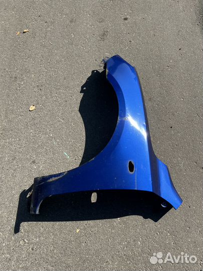 Крыло переднее левое Mazda 3 BK хэтчбек