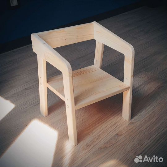 Детский стол и стул