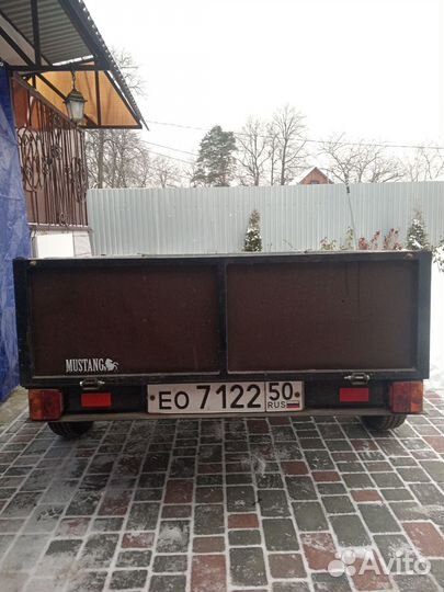 Прицеп на легковой автомобиль