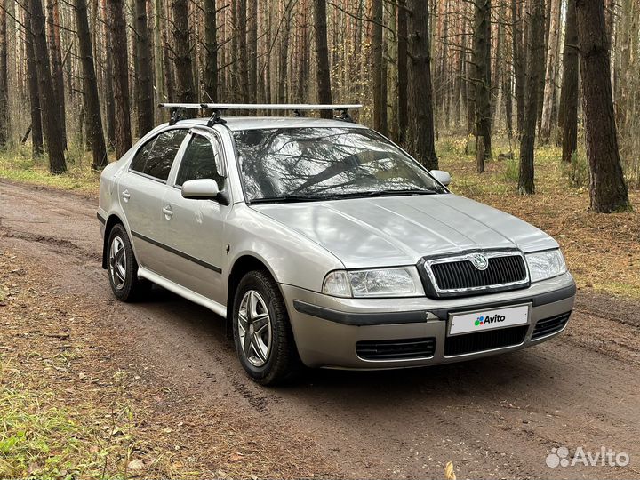 Skoda Octavia 1.6 МТ, 2003, 275 000 км