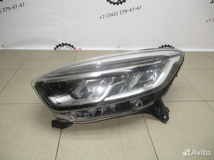 Фара левая Renault Kaptur 2016