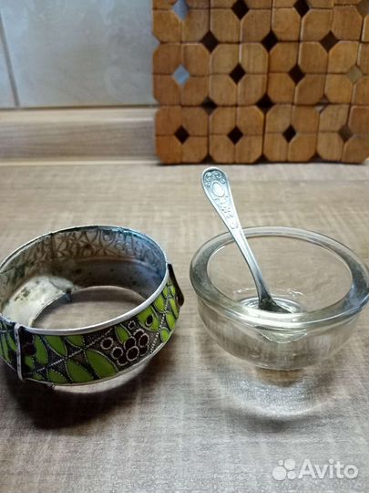 Солонки, перечницы