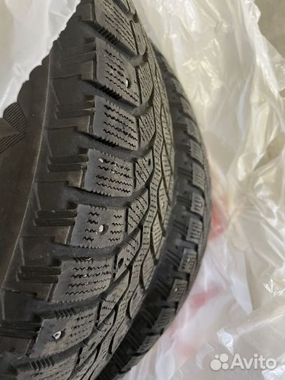 Bridgestone Blizzak Spike-01 195/65 R15 91C