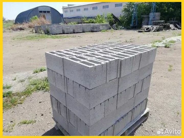 Керамзитобетонный блок полнотелый