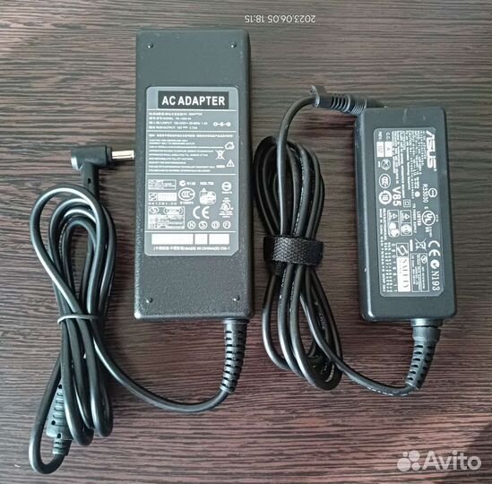 Зарядка (блок питания) для ноутбука