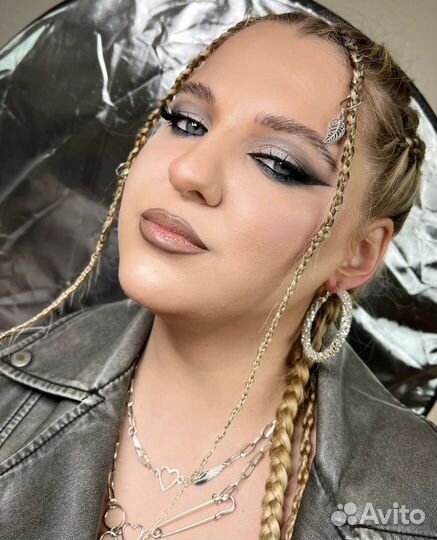 Макияж и укладка