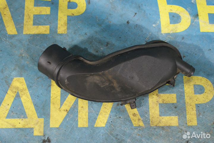 Воздуховод Audi A6 C5