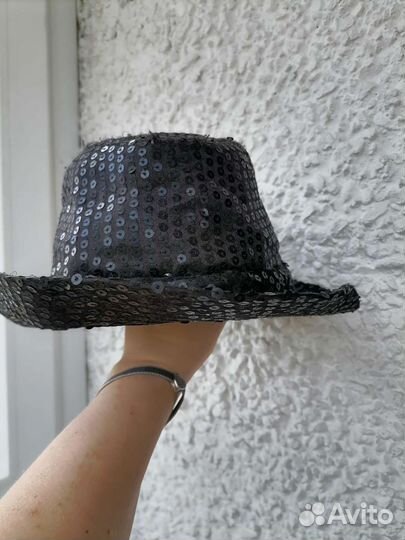 Шляпа с пайетками