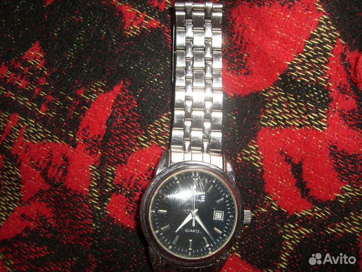 Часы кварцевые chale