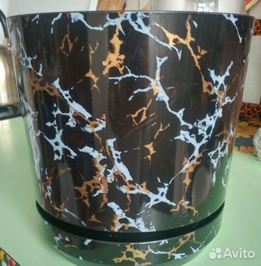 Горшки для цветов пластиковые