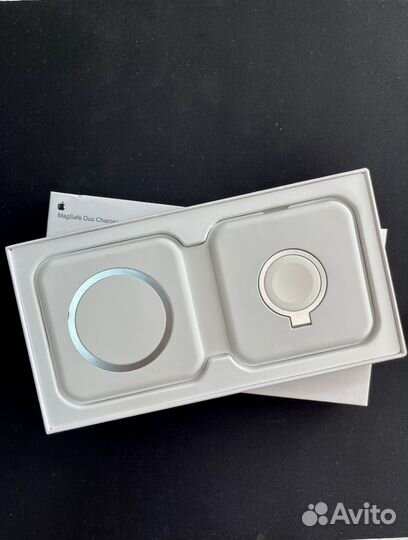 Беспроводная зарядка Apple 2в1