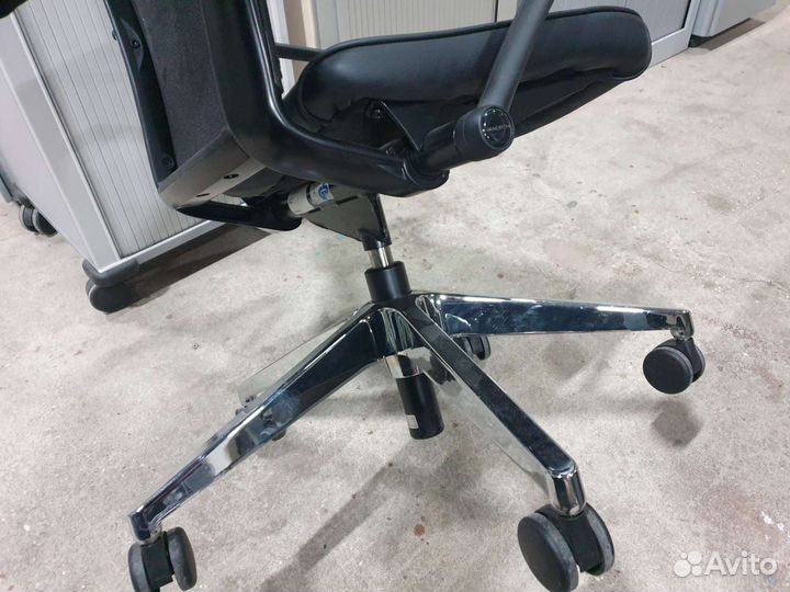 Компьютерное кресло Haworth comforto