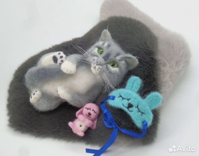 Интерьерная игрушка Котенок 