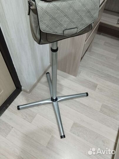 Вешалка для одежды напольная