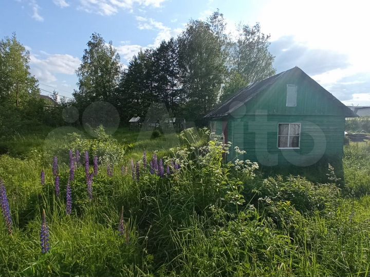 Дом 16 м² на участке 7,8 сот.