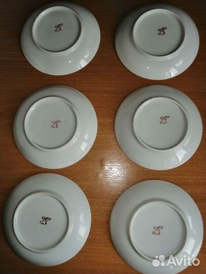 Блюдца фарфор