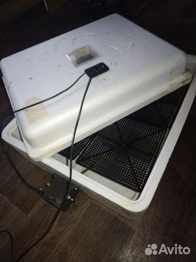 Инкубатор для яиц бу