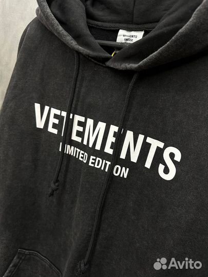 Мужское худи vetements