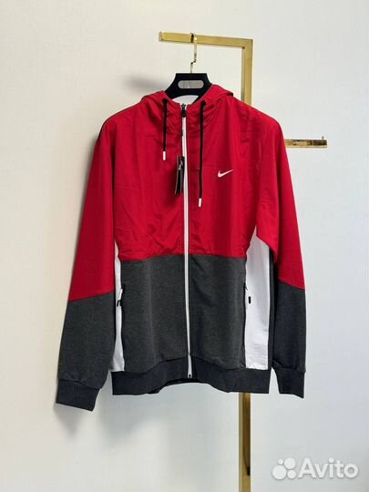 Спортивный костюм мужской Nike