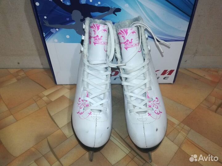 Детские ледовые коньки salsa