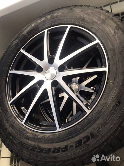 Toyo Observe Ice-Freezer SUV 225/65 R17 106T