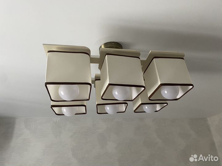 Люстра потолочная