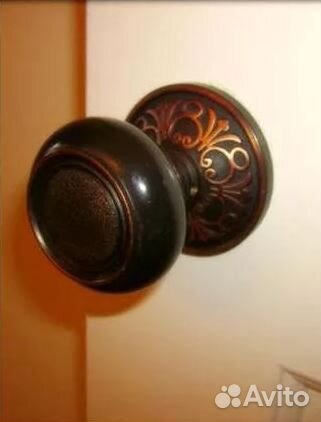 Декоративная ручка двери