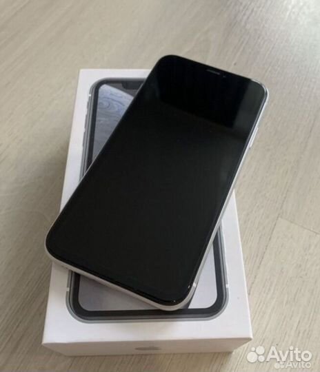 Телефон iPhone 10